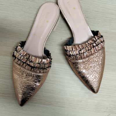 Kate Spade Womens  Size 8 Rose Gold Mules & Clogs Size 8 VGUC