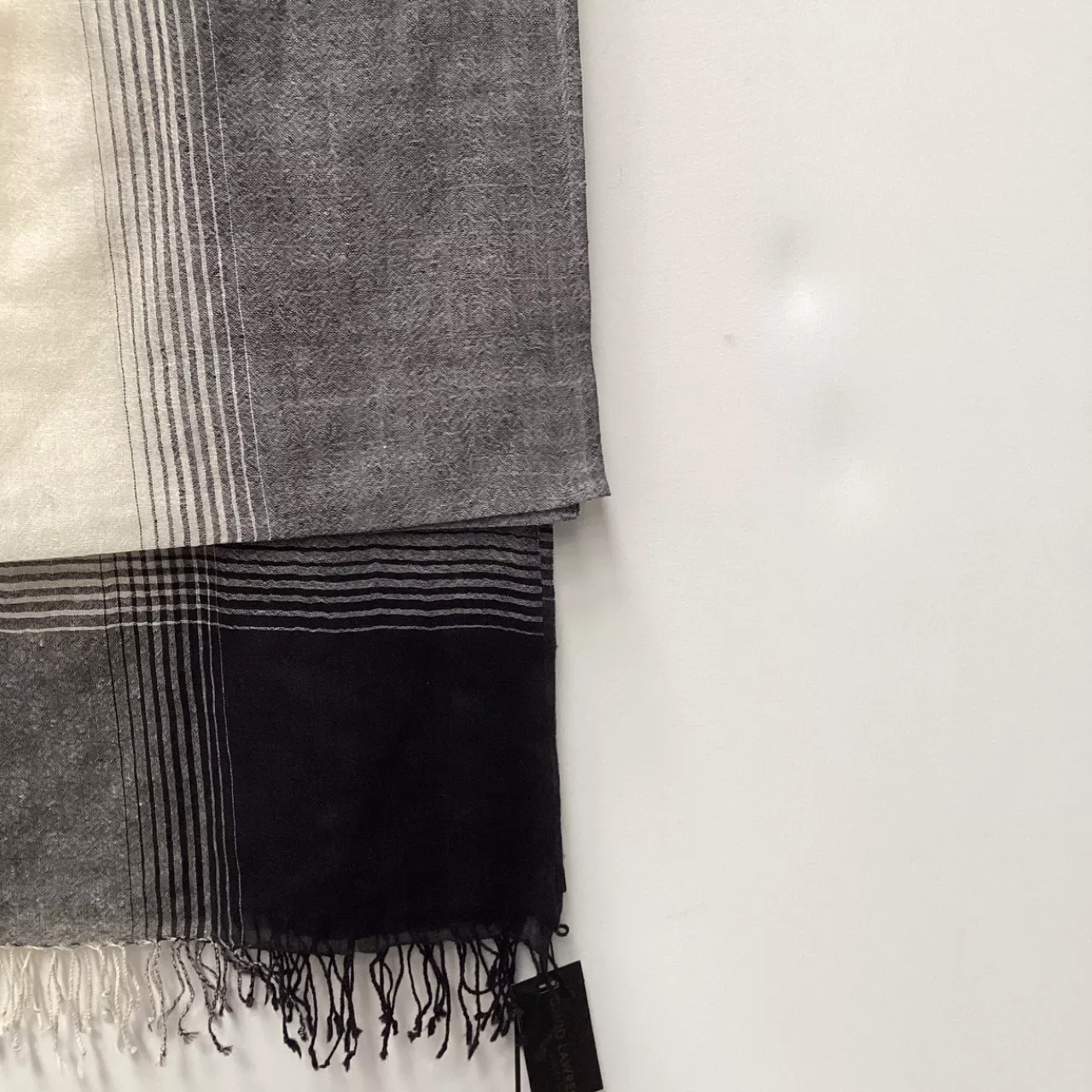 NEW - David Lawrence Fine Wool Border Check Scarf Black/Ivory(s) - New ...