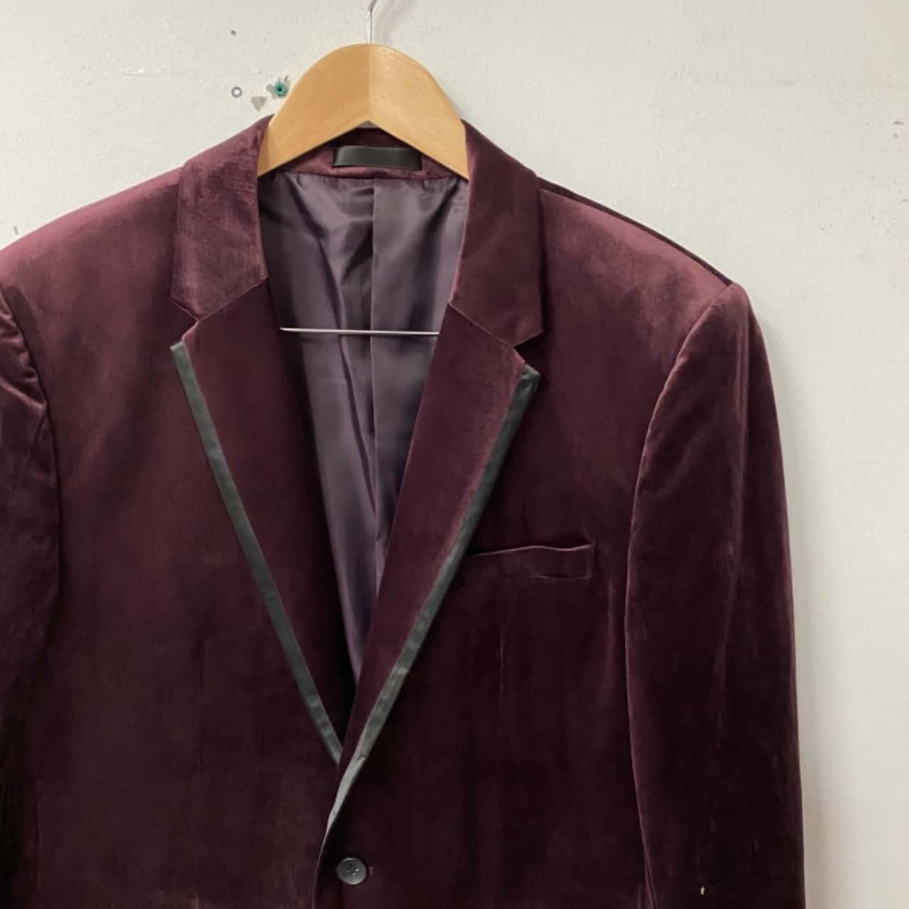 Yd. Mens Size L Maroon Velour Suit Jacket BNWT Rrp 199 (s)