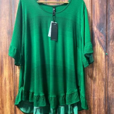 Taking Shape  Size 22 Green top new 