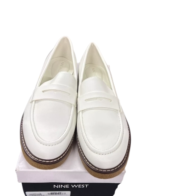 Nine West Womens  Size 10 Loafers White 