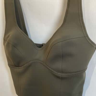 Women's AJE ATHLETICA Size 6 Forrest Green