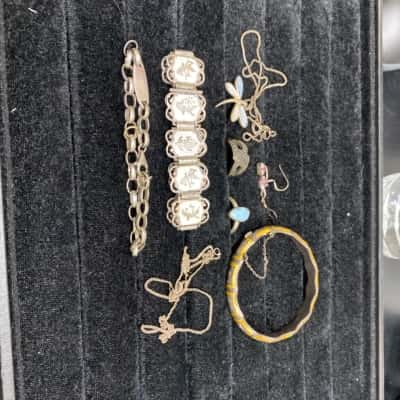 Bracelet / Earrings / Necklace / Ring Silver 