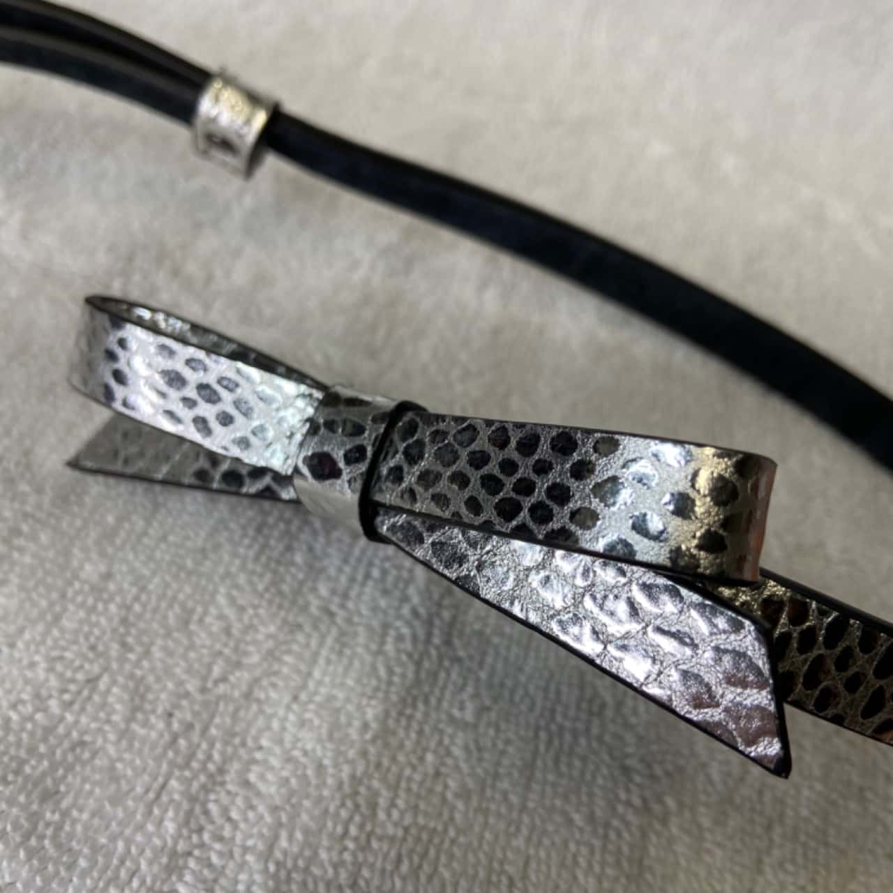 Alannah Hill Womens Silver Leather Bow Belt Size L / M (s)