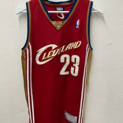 NBA CLEVELAND Mens  Size S Singlet  Red 