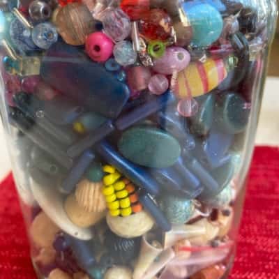Jar Mixed beads 