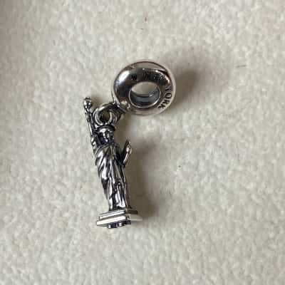 Pandora Statue of Liberty, New York, Dangle Charm, S925 ALE 
