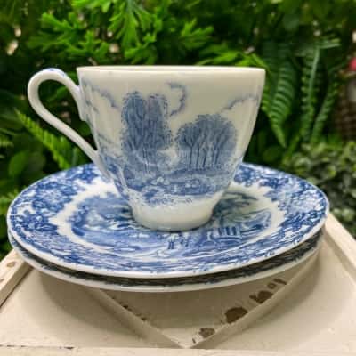 Japanese Fine China Teacups & Saucers