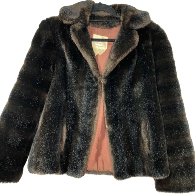 Vintage Stanley’s creation of Melbourne size 12 faux fur coat 