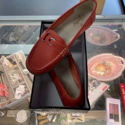  Everflex Women's Size 9 Loafers Burnt Orange 