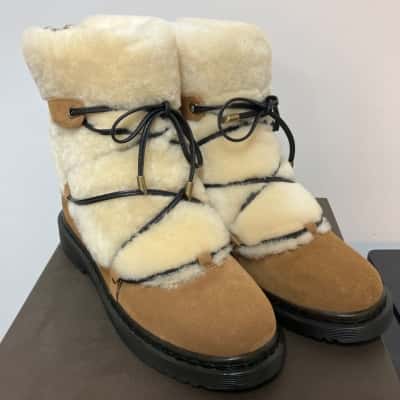UGG Womens  Size 6 Mary Shearling Boots Beige / Black  / Brown 
