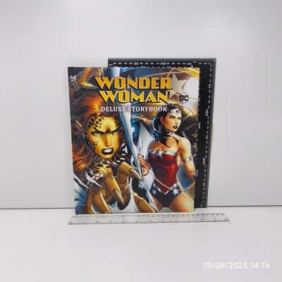 Wonder Woman Deluxe StoryBook DC