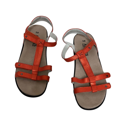 Arches  Womens  Size 38 Sandals Orange 