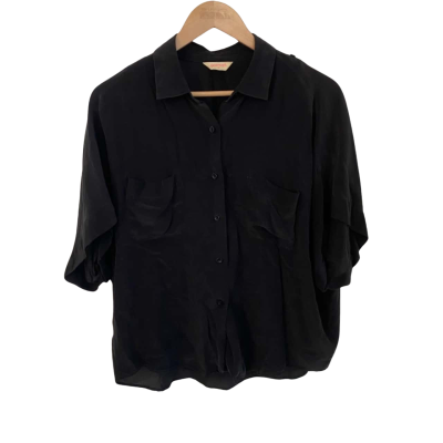 Gorman Womens  Silk Size 10 Button Up Top / Short Sleeve Top Black  