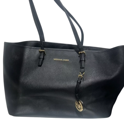 Michael Kors Jet Set Travel Large Tote in black Saffiano leather 