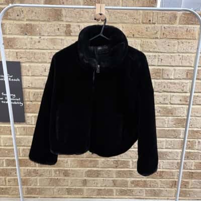 Zara Womens black faux fur jacket Size L 