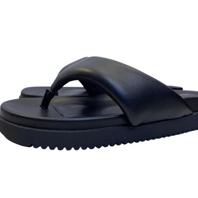 Therapy Shoes  Size 8 Black  