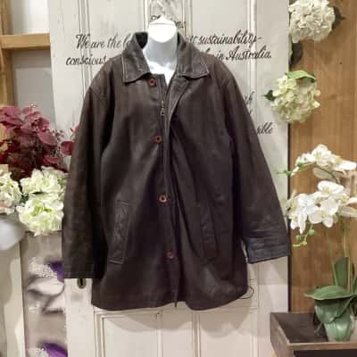 NEW CLASSICS BRAND! QUITE A HEAVY 100% GENUINE LEATHER DUTY LEATHER JACKET Mens  Size L Leather Jacket / Winter Jacket Brown 
