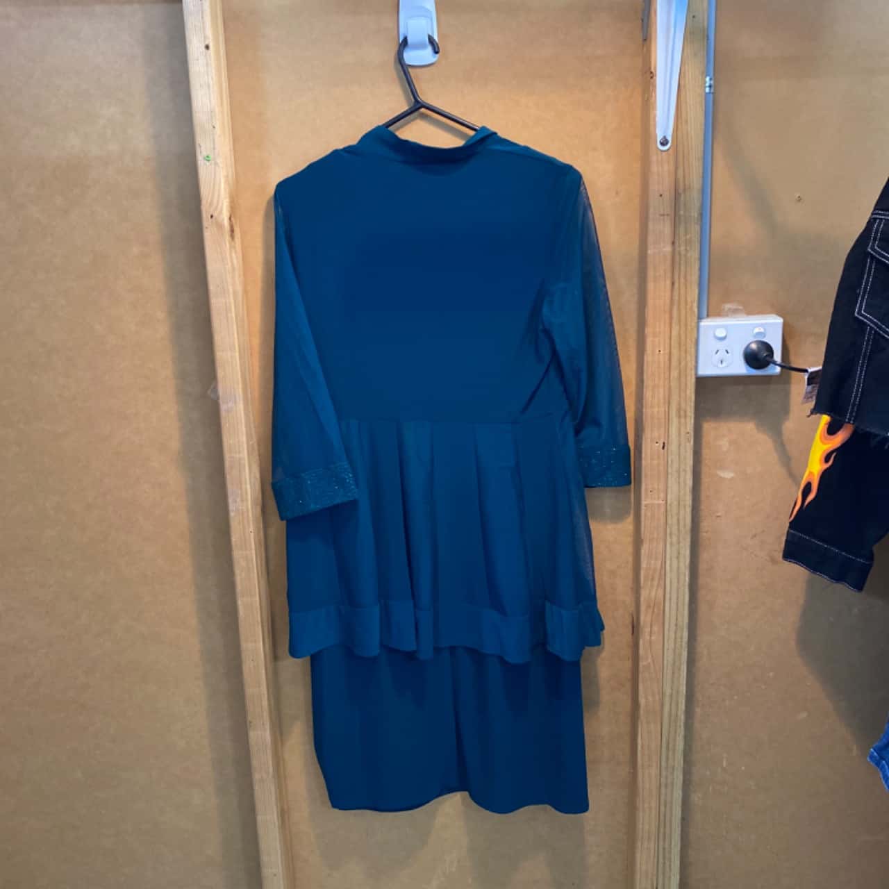R&M Richards Womens Size M Formal Dress Green with jacket(s)
