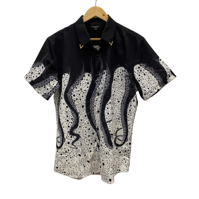 Replica Unisex Size XXXL Short Sleeve Shirt Black  / White 