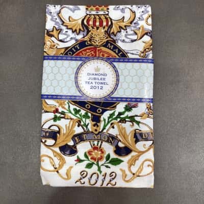 Royal Collection Cotton Tea Towel 2012 UK Diamond Jubilee Queen Elizabeth II 