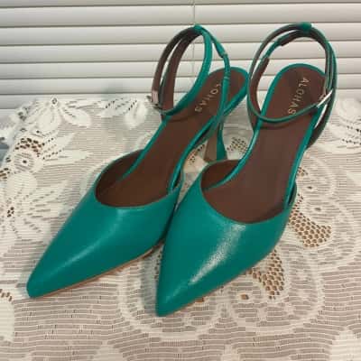 ALOHAS - Cinderella Heels - Neon Green - (sz39)