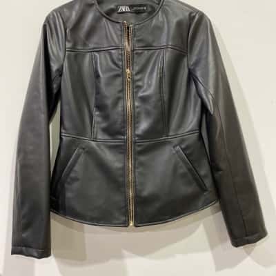 Zara Womens  Size M Black  Short Jacket