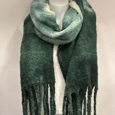 Steve Madden Green Thick Scarf
