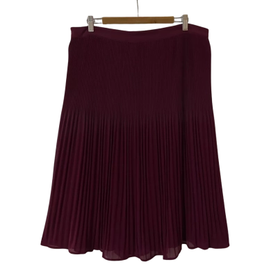 Jacqui-E Womens  Size 18 Pleated Skirt Maroon 