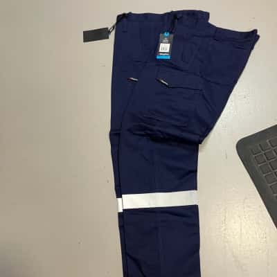 2 pairs KING GEE  Mens  Size 36 Navy Blue NEW