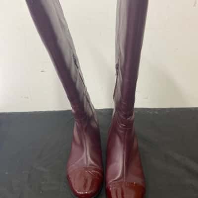  Womens  Size 10 Boots Maroon 
