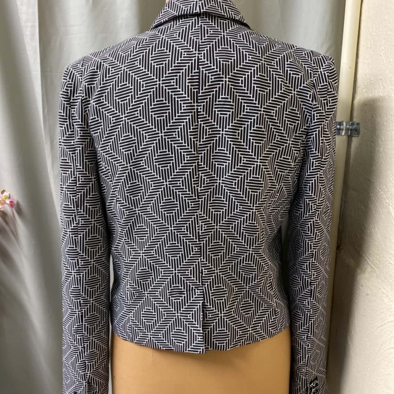 portmans white jacket