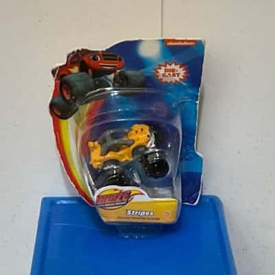 Zuru Toy Mini Brands Nickelodeon Blaze Monster Machines Stripes Mini (B26)