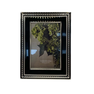 Vera Wang for Wedgwood brand With Love photo frame