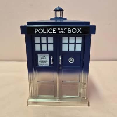 TARDIS 6-Inch Super Pop and The Tenth Doctor