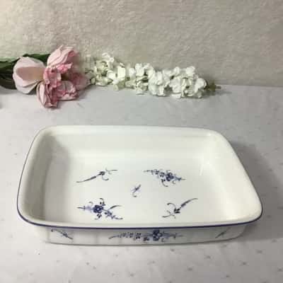 Villeroy & Boch Vieux Luxembourg White & Blue Floral Motifs Porcelain Rectangular Baking Dish