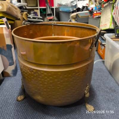 Copper Fire Wood Pot Bucket Pale Vintage Footed Handled 