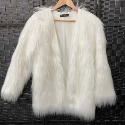 Meshki Womens  Size XS/S Faux Fur Coat White 