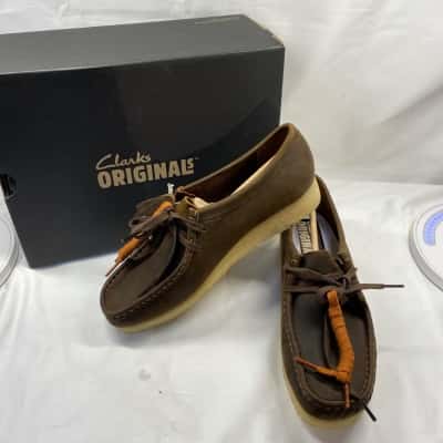 Clarks Originals Womens  Size 9.5 Flats Brown 