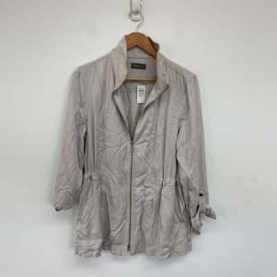 Jacqui-E Light Grey Front Zip Jacket  Size 12 