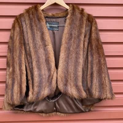  Vintage F. I. Schilling, Price Davies of London Womens One Size Brown Fur Cape  