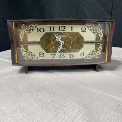 Vintage Rhythm. Mechanical 2-jewel table and alarm clock. Made in Japan 1967–1972