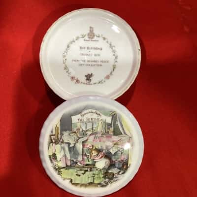 Royal Dolton Brambley Hedge Trinket Box