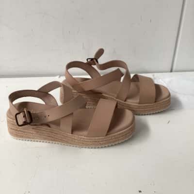 BERTUCHI  Womens  Size 40 Beige  Platform Espadrilles