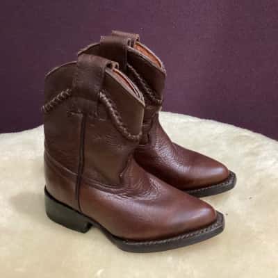 Ryder Kids Size 8 Cowboy Boots Brown 