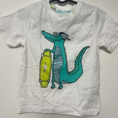  Kid's Size 2 Shorts / T-Shirt - Set of 5