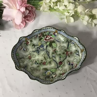 Vintage Royal Corona Ware "Rosetta" Pattern Fluted Edge Porcelain Bowl