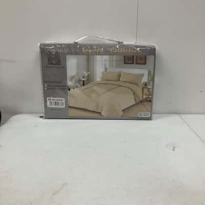 Luxury Collection Embroidery King Bed Quilt Cover Set