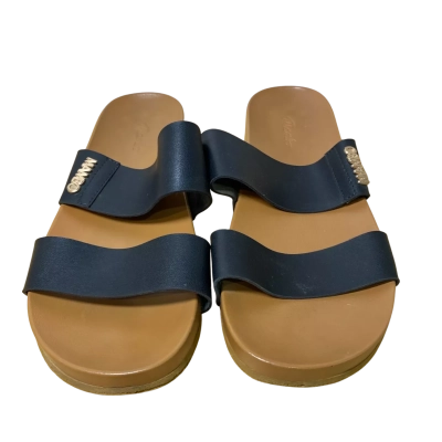 Mambo Womens  Size 8 Sandals 