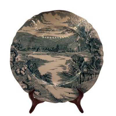 Alfred Meakin brand Tintern pattern plate